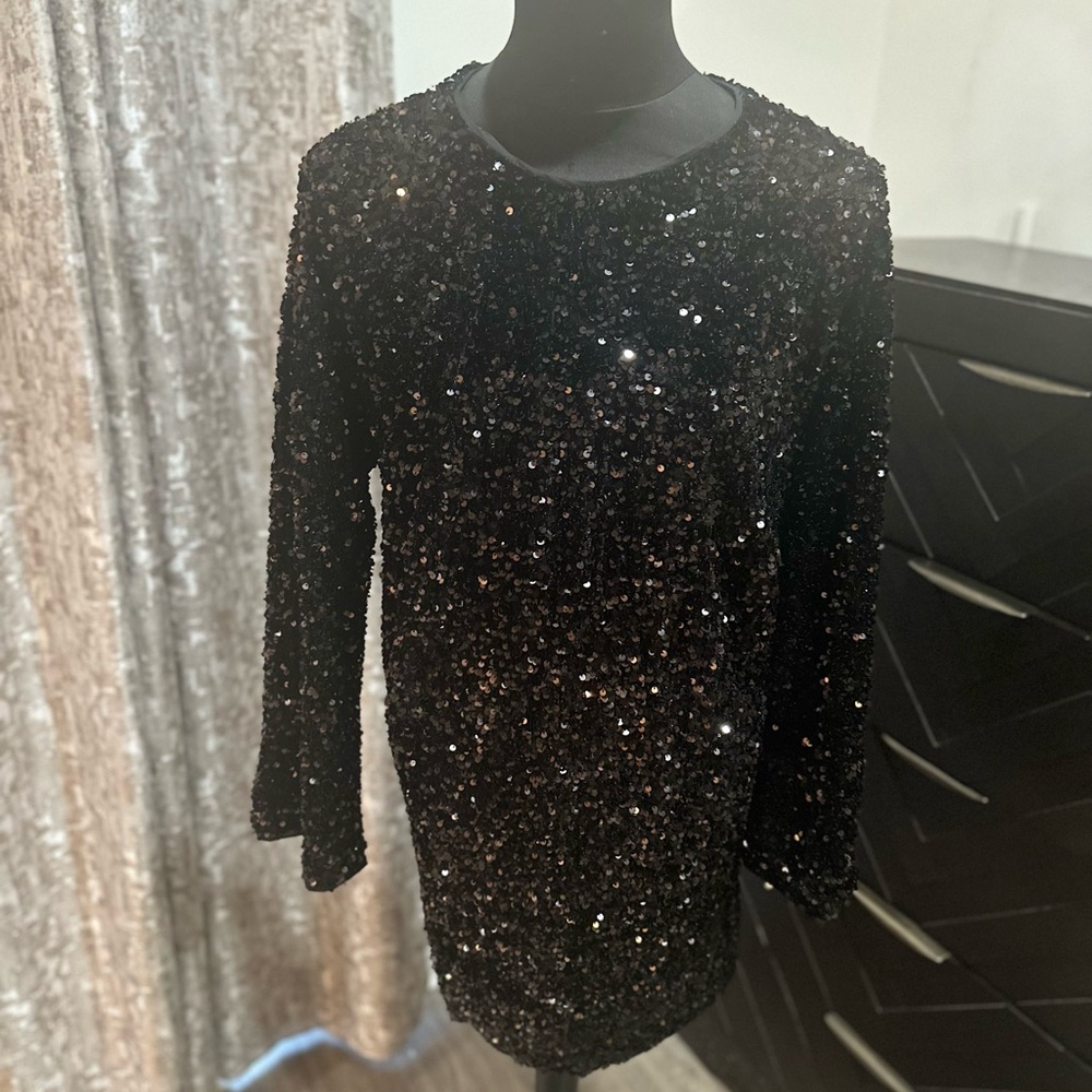 H&M Black Sequin Long Sleeve Cocktail Dress
